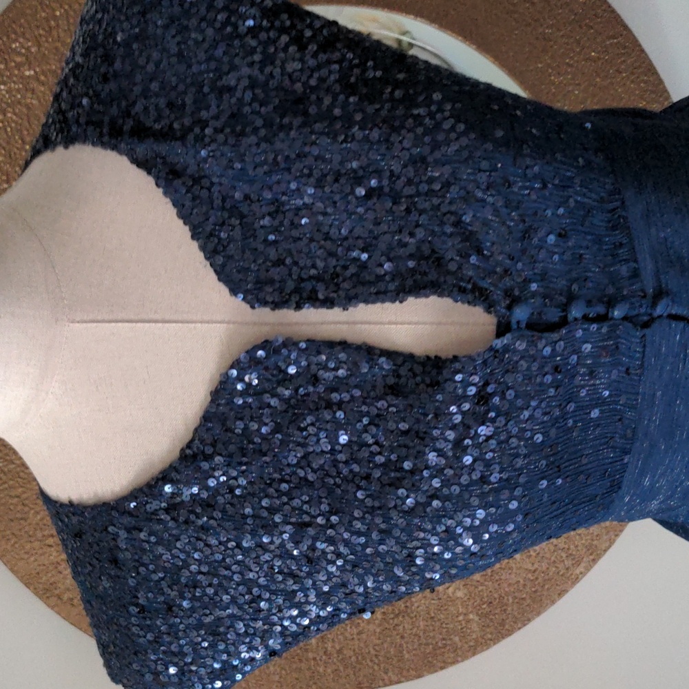 Bebe Top - Picture 2 of 10